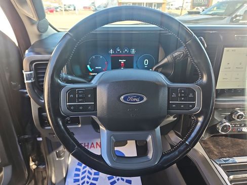 Used 2023 Ford F350 Lariat w/ Sport Appearance Package image 15