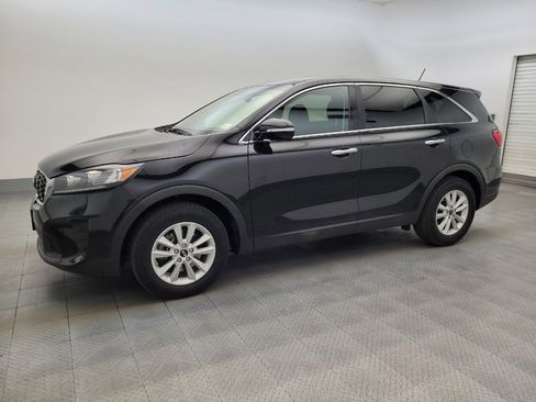 Used 2019 Kia Sorento L FWD image 2