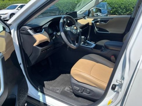 Used 2023 Toyota RAV4 Limited w/ Limited Grade Weather Package AWD/4WD image 18