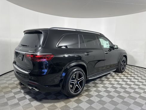 New 2026 Mercedes-Benz GLS 450 4MATIC image 7