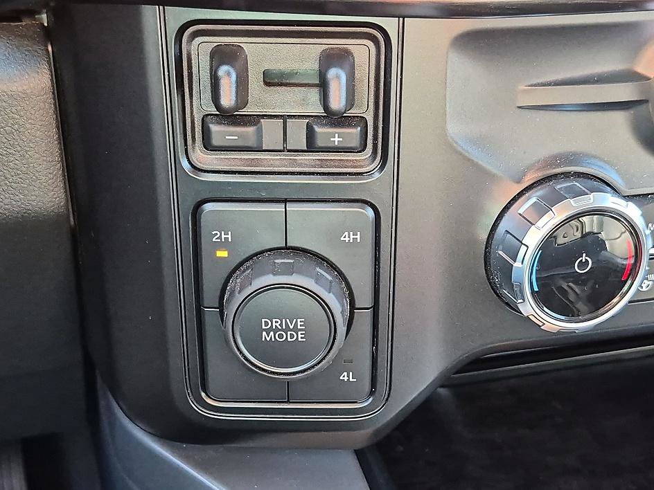 Used 2024 Ford F250 Lariat AWD/4WD image 39