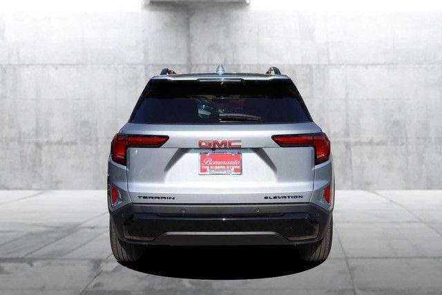 Used 2026 GMC Terrain Elevation w/ Elevation Premium Package FWD image 6