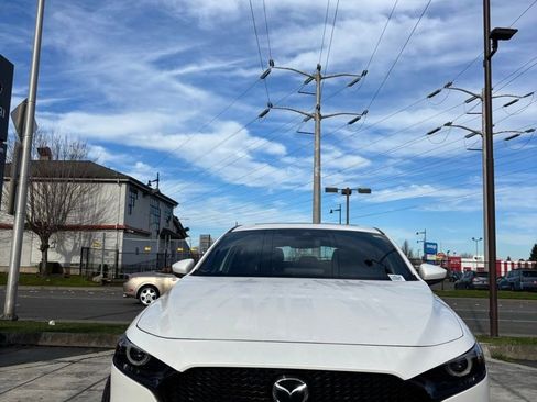 Used 2023 MAZDA MAZDA3 s image 4