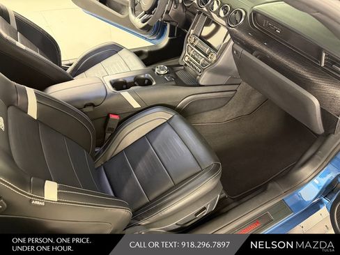 Used 2021 Ford Mustang Shelby GT500 w/ Technology Package RWD image 40