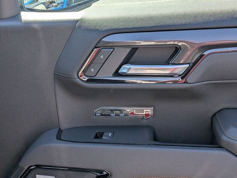 Used 2025 GMC Sierra 1500 AT4 w/ AT4 Premium Package image 35