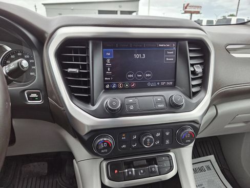 Used 2023 GMC Acadia SLT AWD/4WD image 35