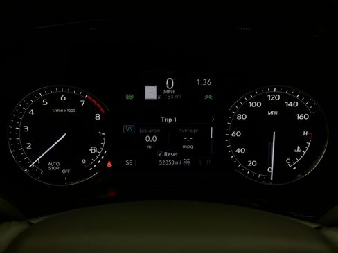 Used 2022 Cadillac XT6 Premium Luxury image 13