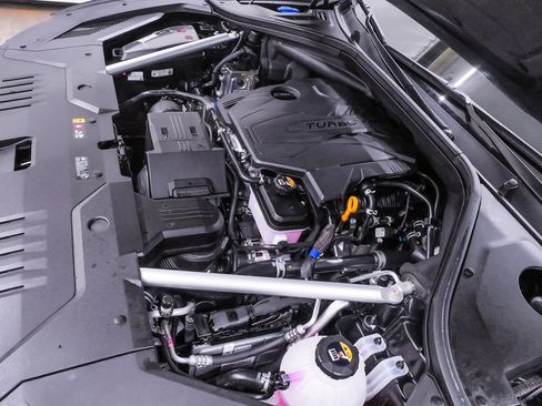 Certified 2026 Genesis GV70 2.5T Advanced image 22