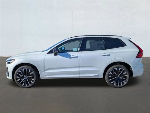 New 2026 Volvo XC60 T8 Ultra w/ Protection Package Premier image 3