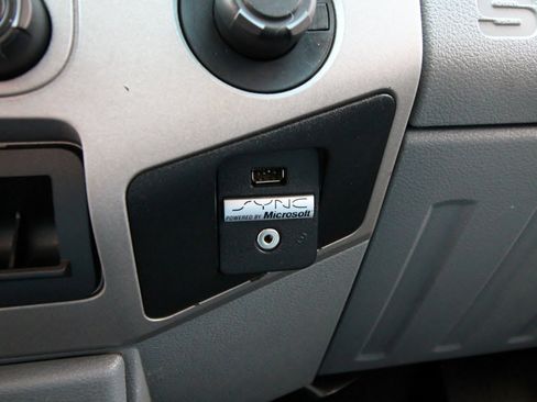 Used 2014 Ford F250 XLT w/ XLT Value Package image 30