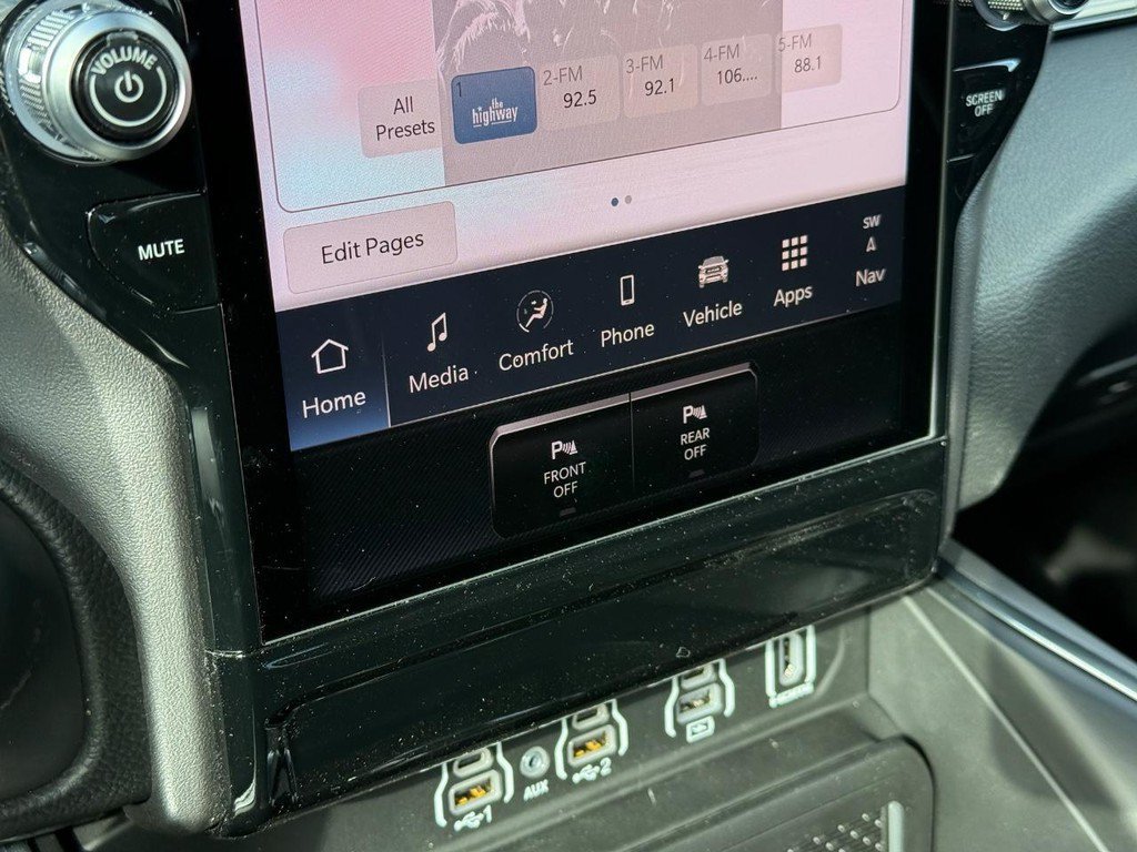 New 2026 RAM 1500 Laramie w/ Night Edition AWD/4WD image 17