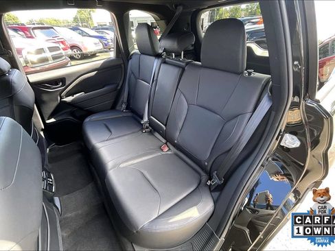 Used 2025 Subaru Forester Limited AWD/4WD image 20