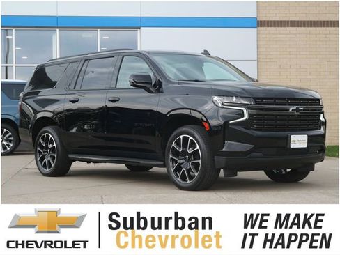 Used 2022 Chevrolet Suburban RST w/ Luxury Package AWD/4WD image 1