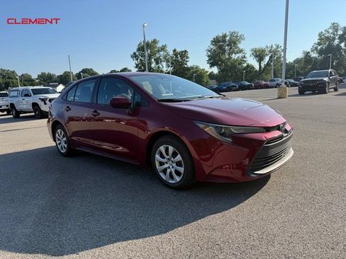 Used 2026 Toyota Corolla LE FWD image 9