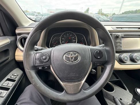 Used 2013 Toyota RAV4 LE FWD image 15