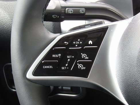 New 2025 Mercedes-Benz GLB 250 4MATIC image 27