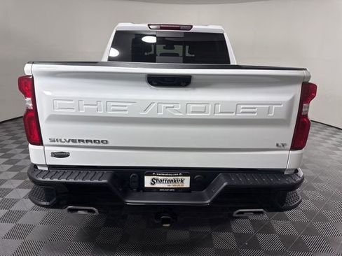 Used 2024 Chevrolet Silverado 1500 LT Trail Boss w/ Convenience Package II image 3