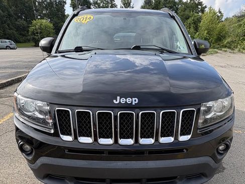 Used 2014 Jeep Compass Sport w/ Power Value Group FWD image 2