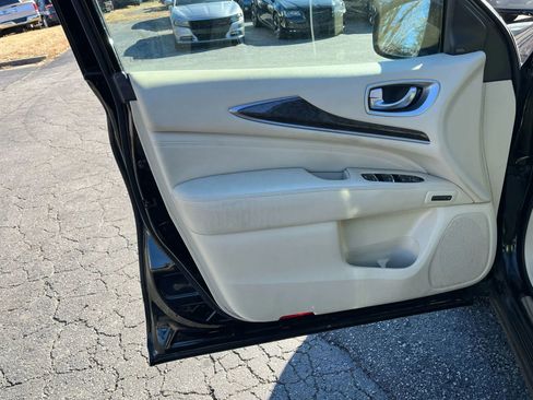 Used 2014 INFINITI QX60 3.5 Sport Utility 4D w/ Premium Plus Package image 9
