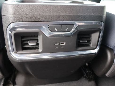 Used 2024 Chevrolet Silverado 1500 High Country w/ High Country Premium Package AWD/4WD image 21