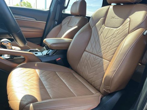 Used 2025 Kia Telluride EX X-Line AWD/4WD image 34