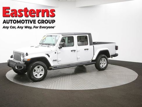 Used 2023 Jeep Gladiator Sport image 57