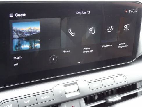 Used 2025 Kia K4 FWD image 21