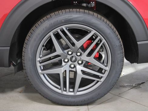 New 2026 Ford Explorer ST-Line w/ ST-Line Street Pack image 16