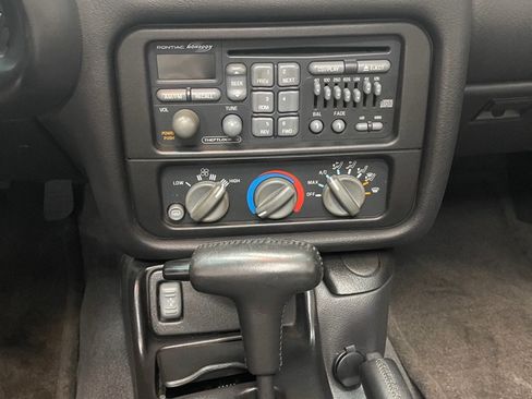 Used 2000 Pontiac Firebird Trans Am RWD image 26