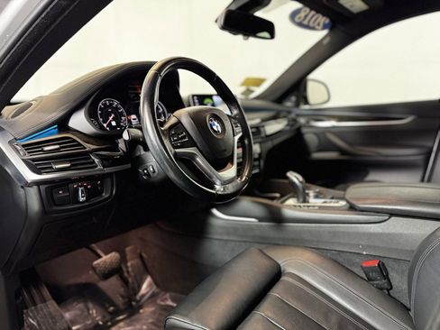 Used 2018 BMW X6 xDrive35i image 15