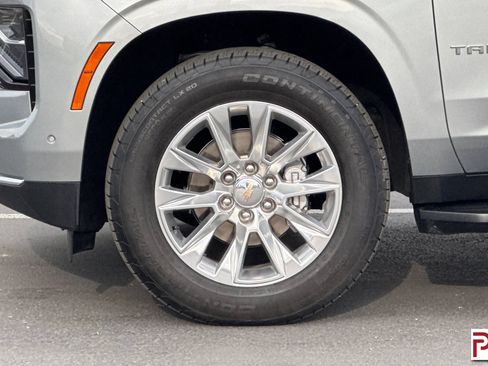 Certified 2025 Chevrolet Tahoe Premier AWD/4WD image 37
