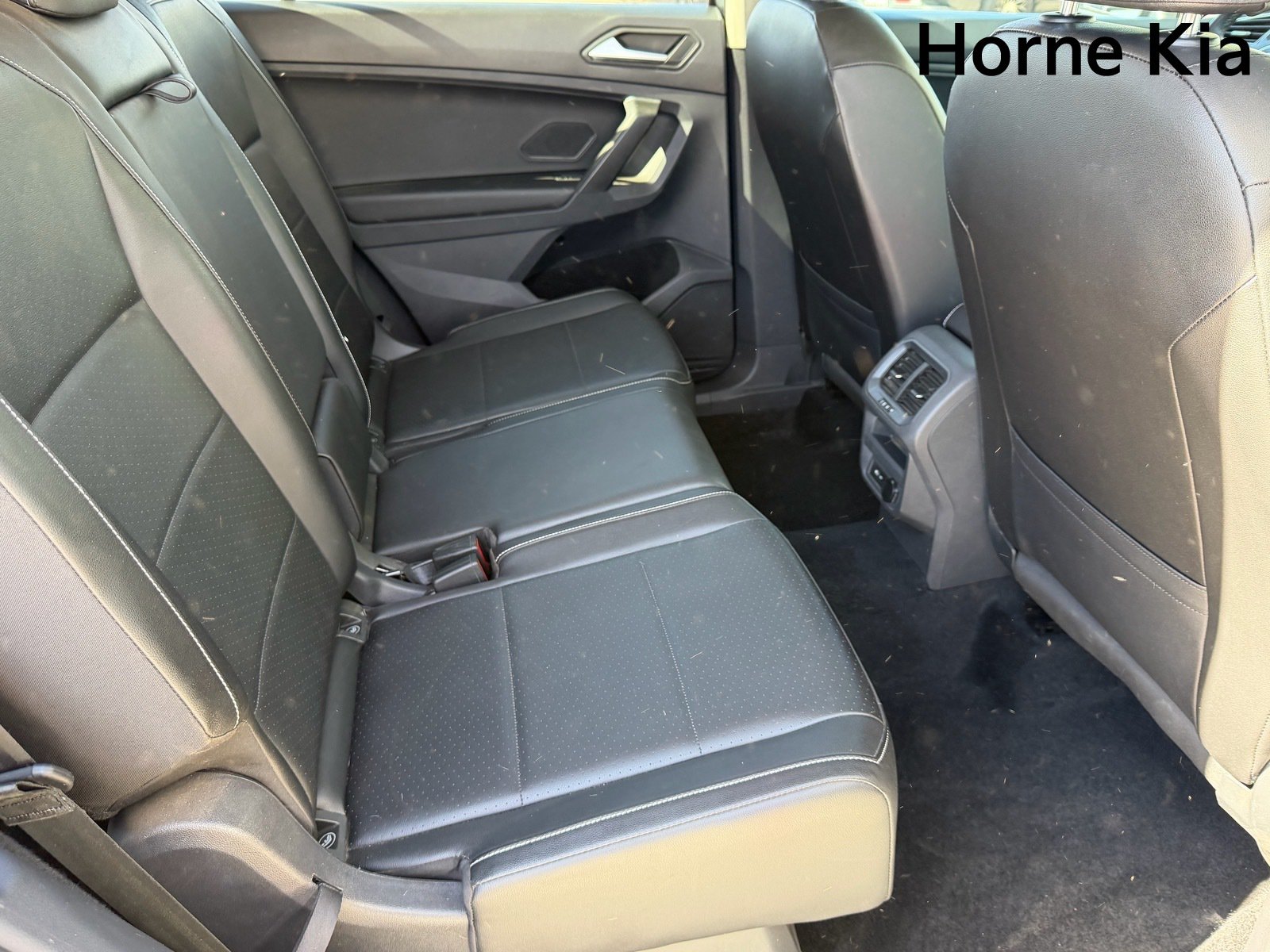 Used 2021 Volkswagen Tiguan SE FWD image 13