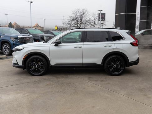 Used 2023 Honda CR-V Sport Touring image 4