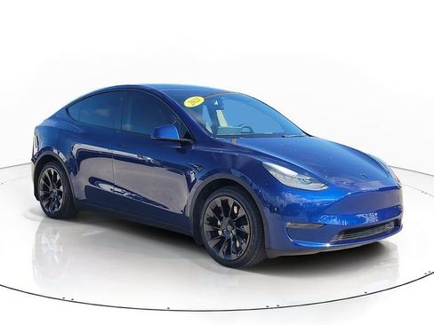 Used 2021 Tesla Model Y Long Range AWD/4WD image 3