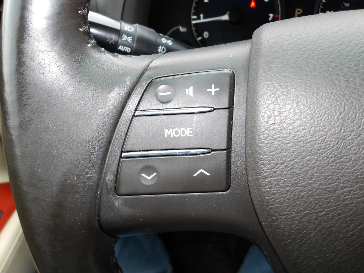 Used 2011 Lexus RX 350 AWD w/ Premium Pkg image 16