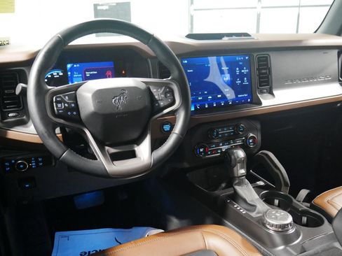 Certified 2024 Ford Bronco Outer Banks image 13