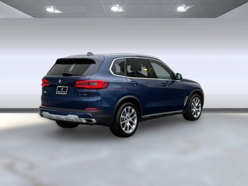 Certified 2023 BMW X5 xDrive40i image 8