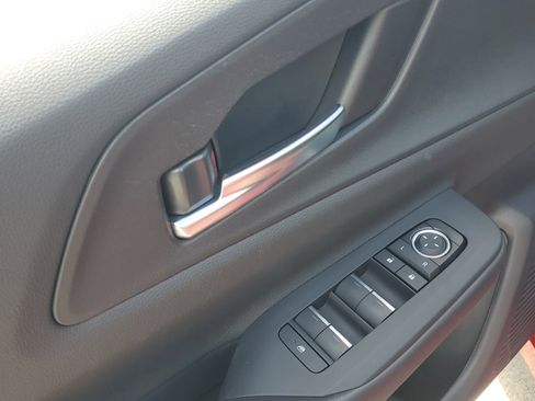 Used 2024 Toyota Prius Prime image 19