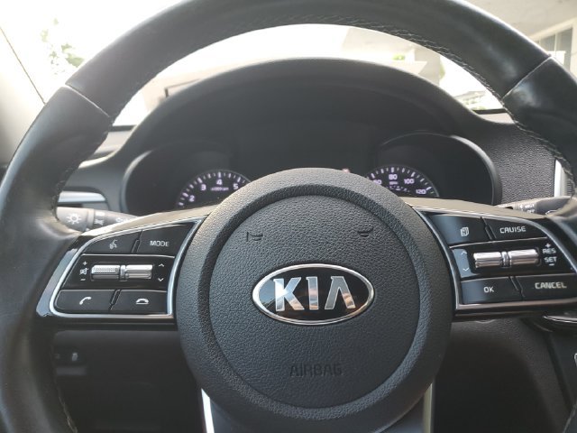 Used 2020 Kia Optima SE FWD image 23