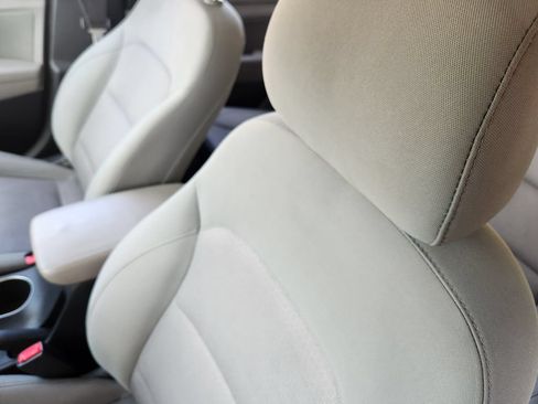 Used 2017 Hyundai Elantra SE w/ SE A/T Tech Package 03 FWD image 26
