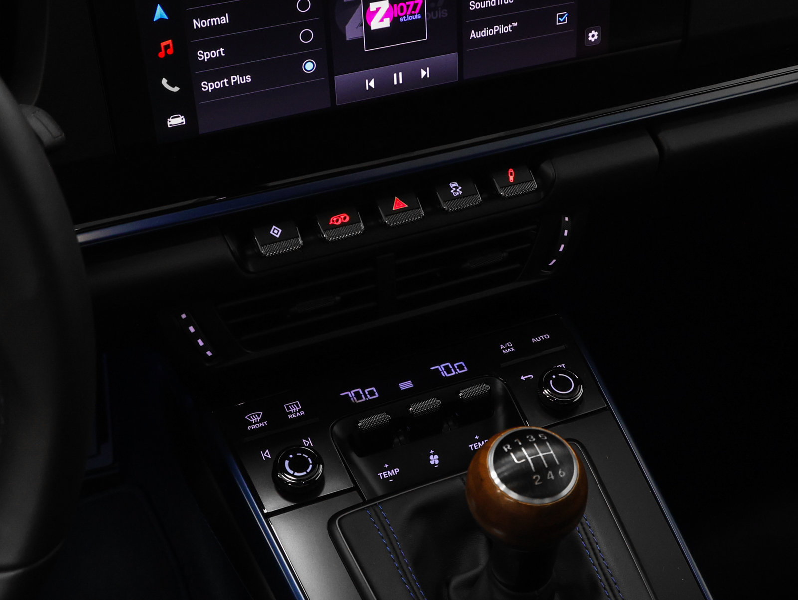 Certified 2025 Porsche 911 Carrera T RWD image 44