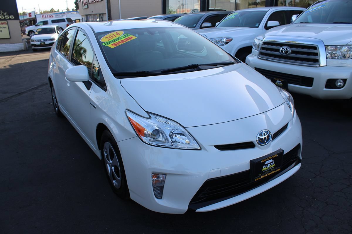 Used 2014 Toyota Prius Four FWD image 8