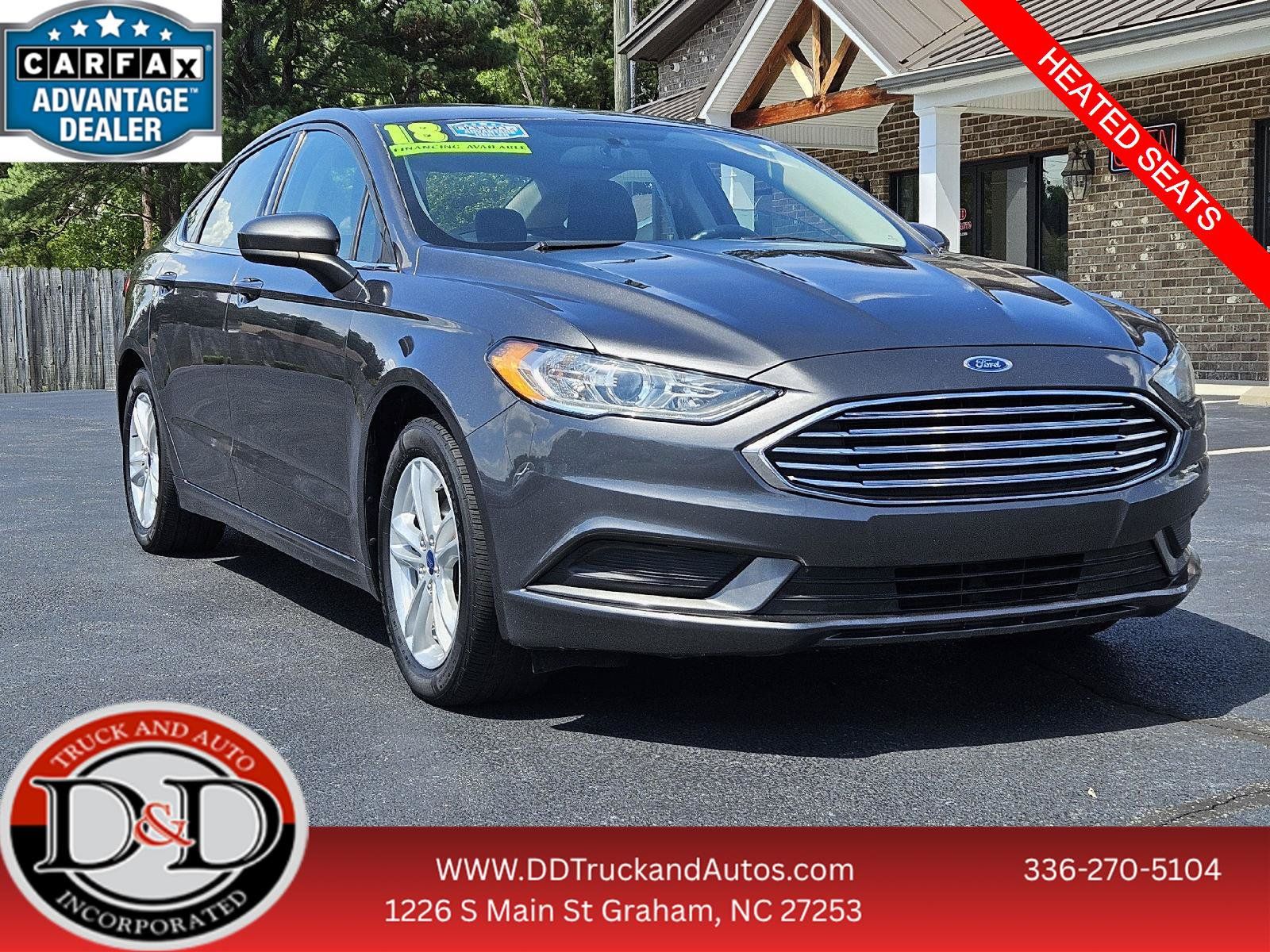 Used 2018 Ford Fusion SE w/ Fusion SE Technology Package FWD image 1