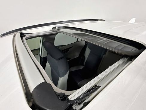 Used 2019 Toyota RAV4 XLE w/ Convenience Package AWD/4WD image 21