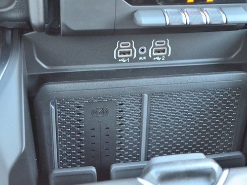 New 2026 RAM 1500 4x4 Crew Cab image 26