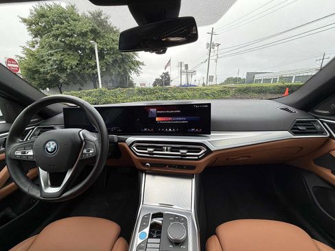 Used 2024 BMW i4 eDrive35 w/ Convenience Package RWD image 18