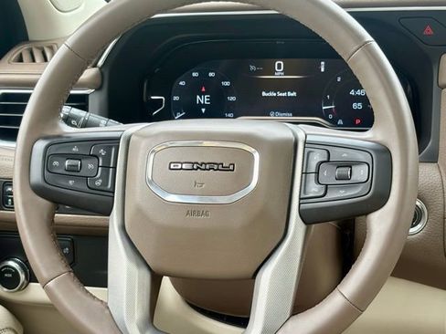 Used 2023 GMC Yukon Denali RWD image 20