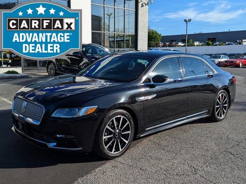 Used 2017 Lincoln Continental Reserve AWD/4WD image 2