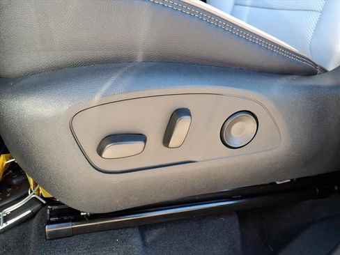 New 2026 Chevrolet Traverse High Country image 10