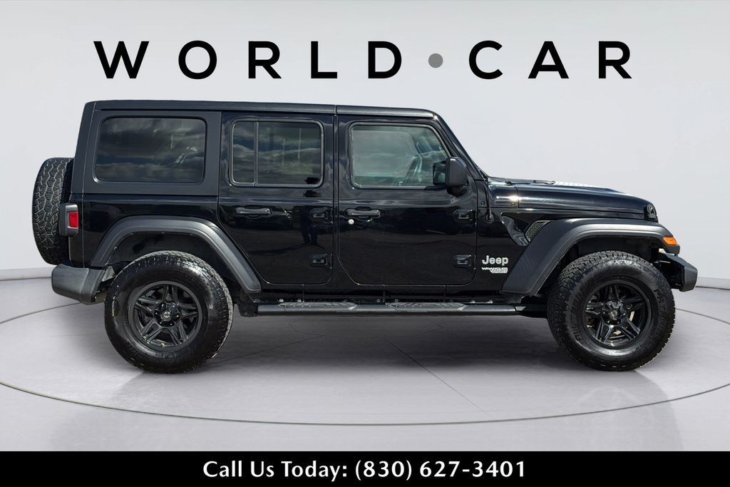 Used 2021 Jeep Wrangler Unlimited Sport AWD/4WD image 3